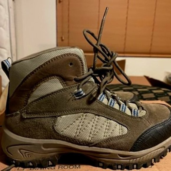 denali waterproof boots